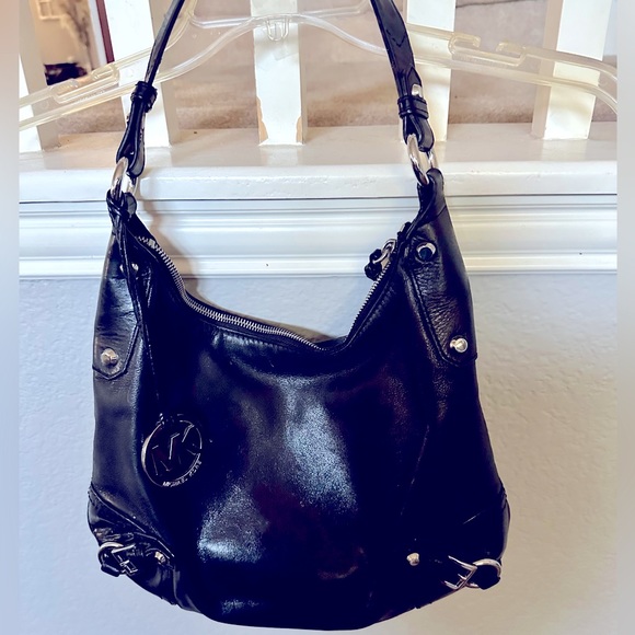 Rare Michael Kors Studded Hobo shoulder bag - Picture 1 of 1